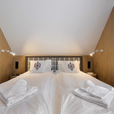 850_8941_Easy-Resize.com